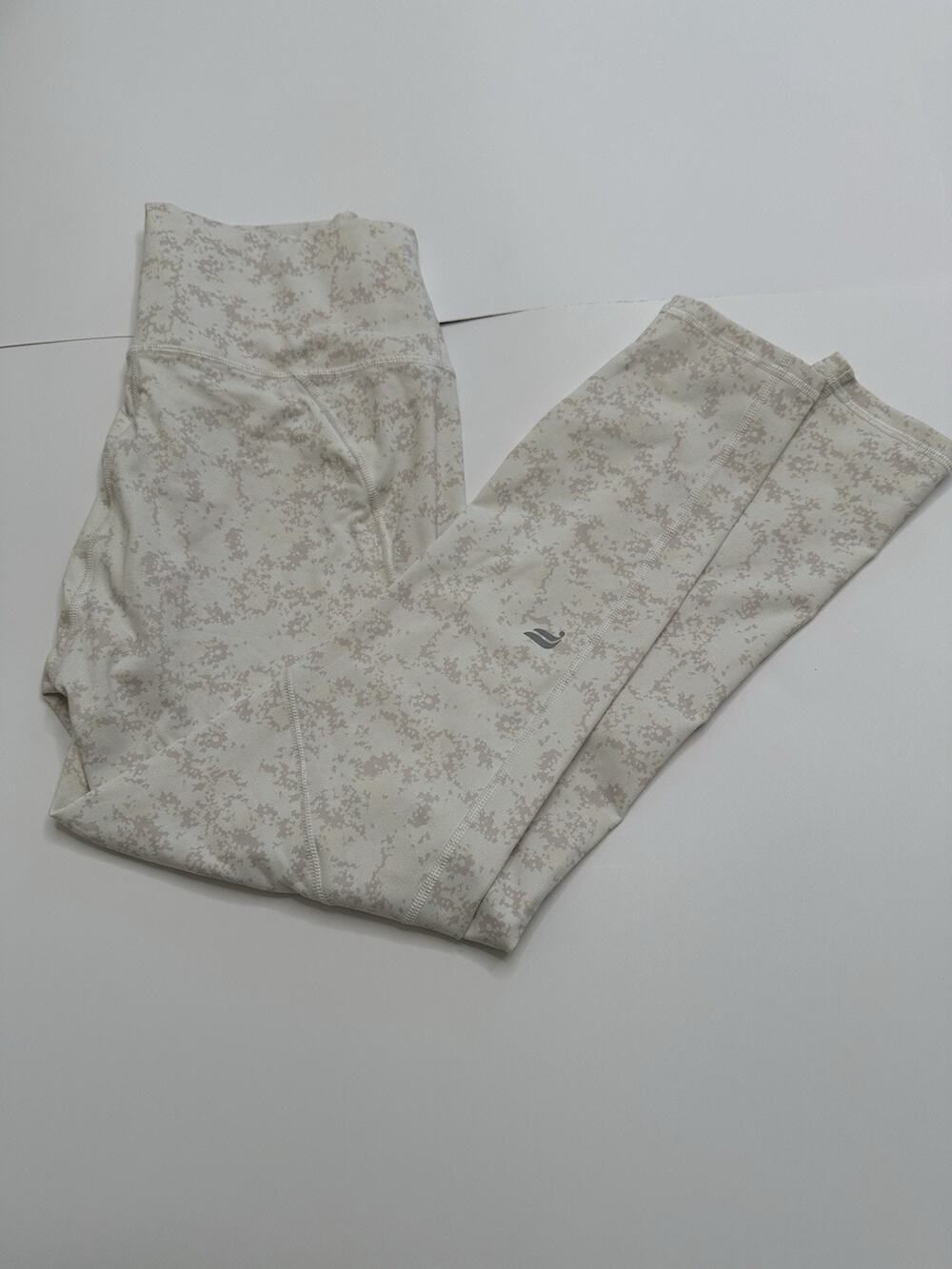 Fabletics PowerHold High Waisted Leggings Cream Beige Abstract Print Size M